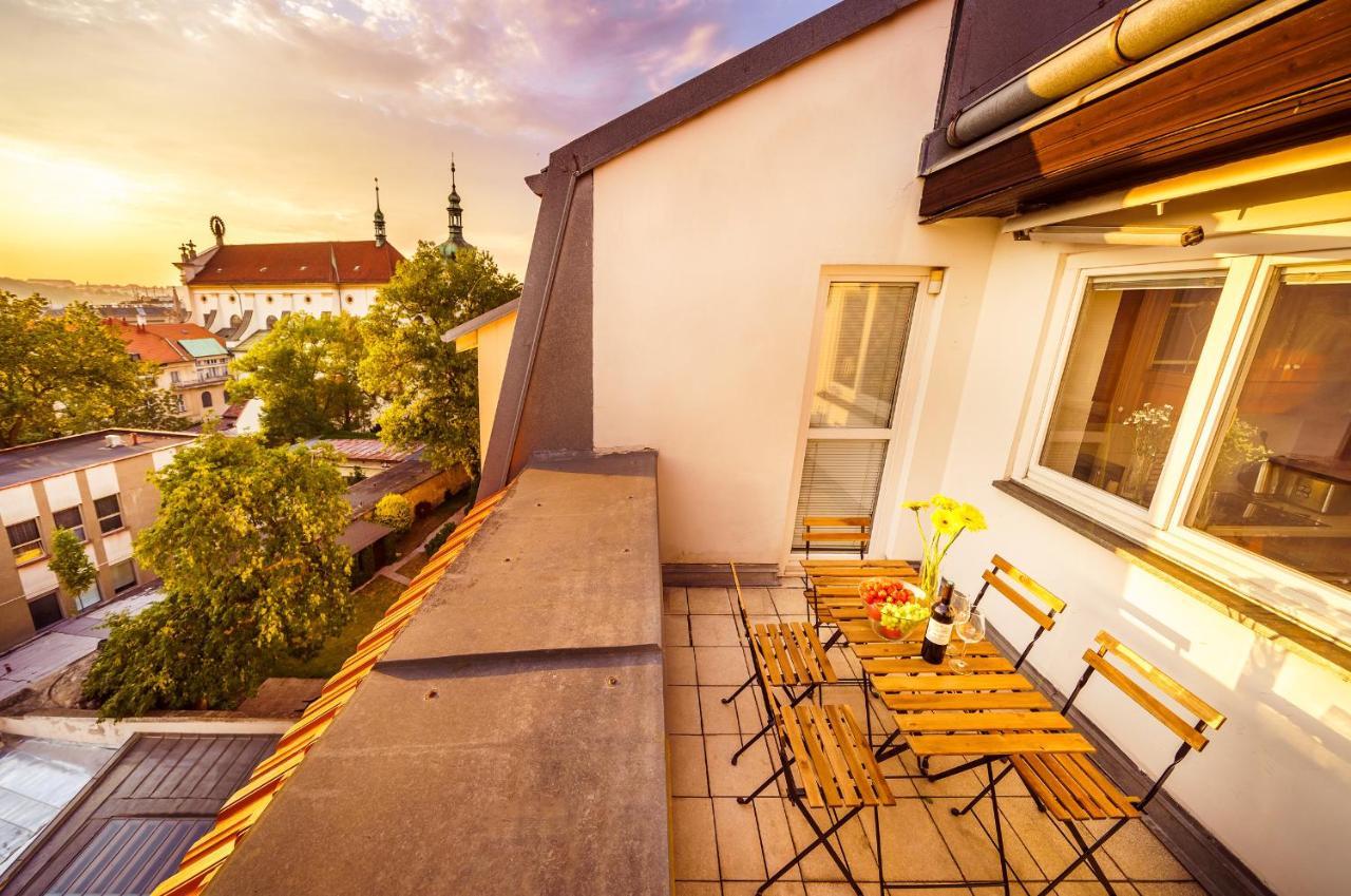 Alone 5br+3bath Penthouse In Center Of Apartment *