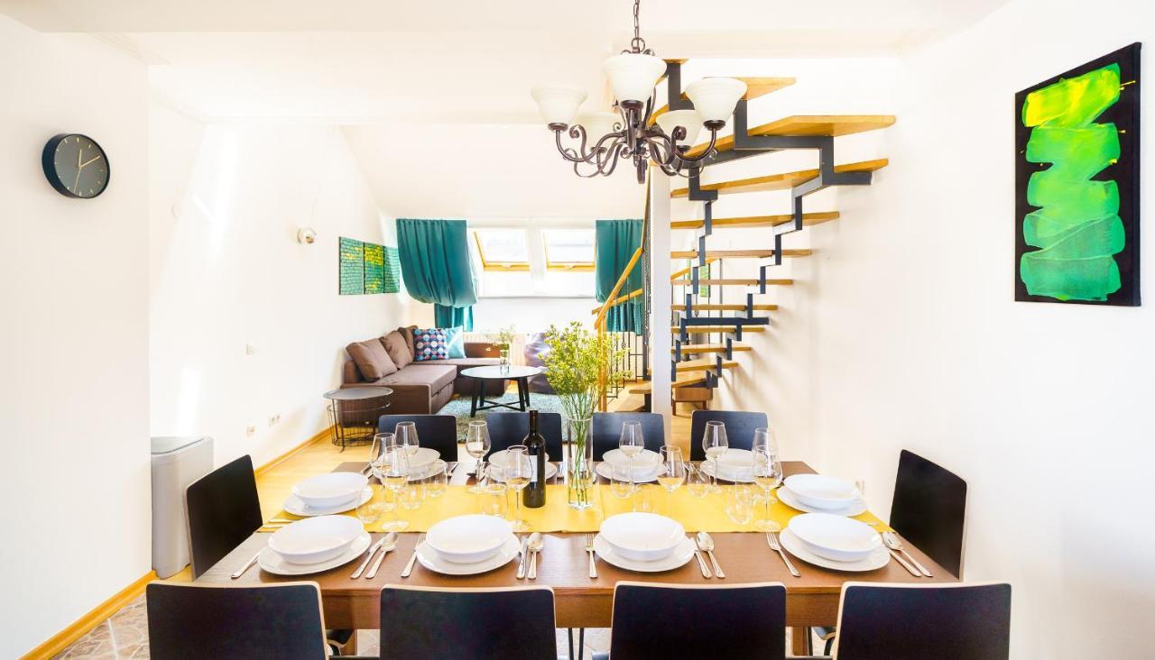 Alone 5br+3bath Penthouse In Center Of Apartment Prague