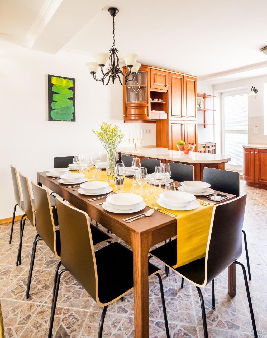 Apartment Alone 5br+3bath Penthouse In Center Of *