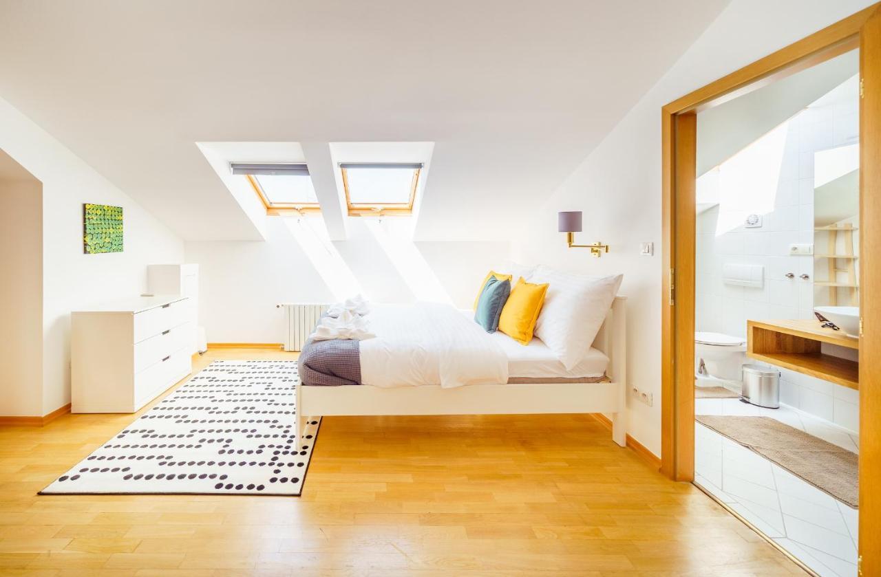 Alone 5br+3bath Penthouse In Center Of * Prague