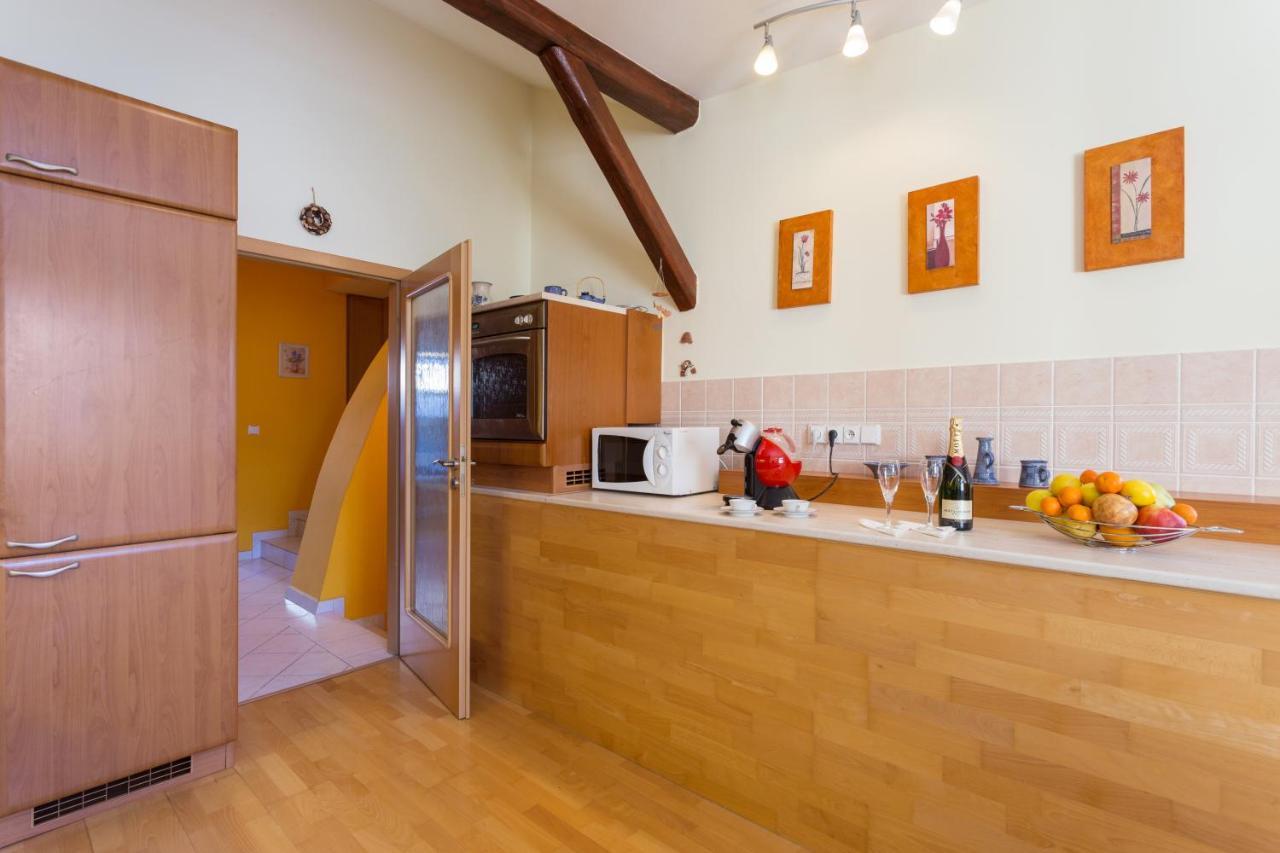 Apartment Perunova *