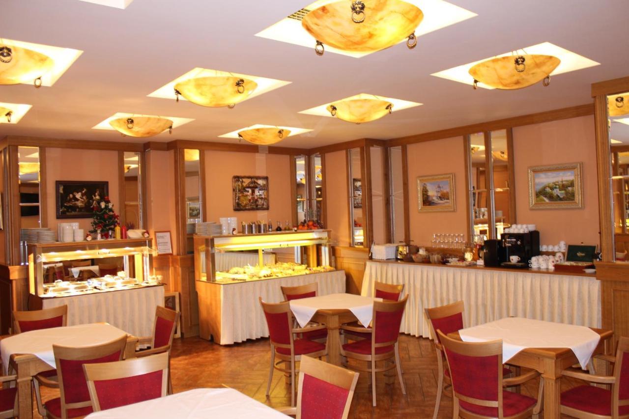Hotel Askania 4*