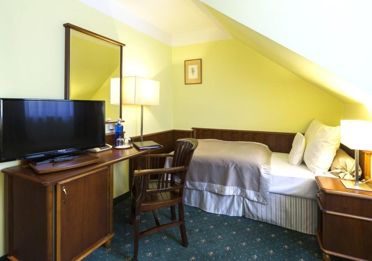 Otel Selsky Dvur - Bohemian Village Courtyard 4*