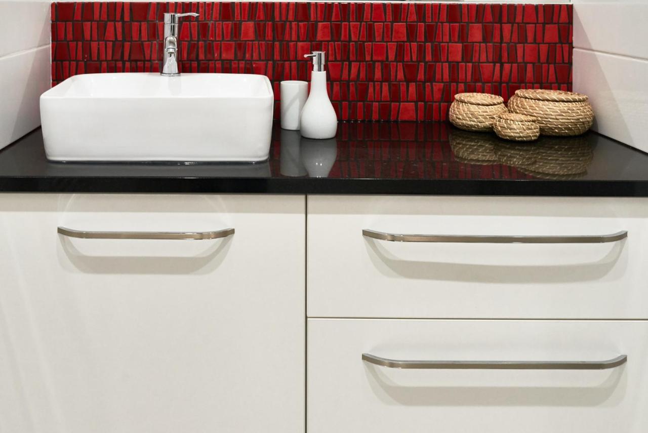 Bright Modern Daire Prag