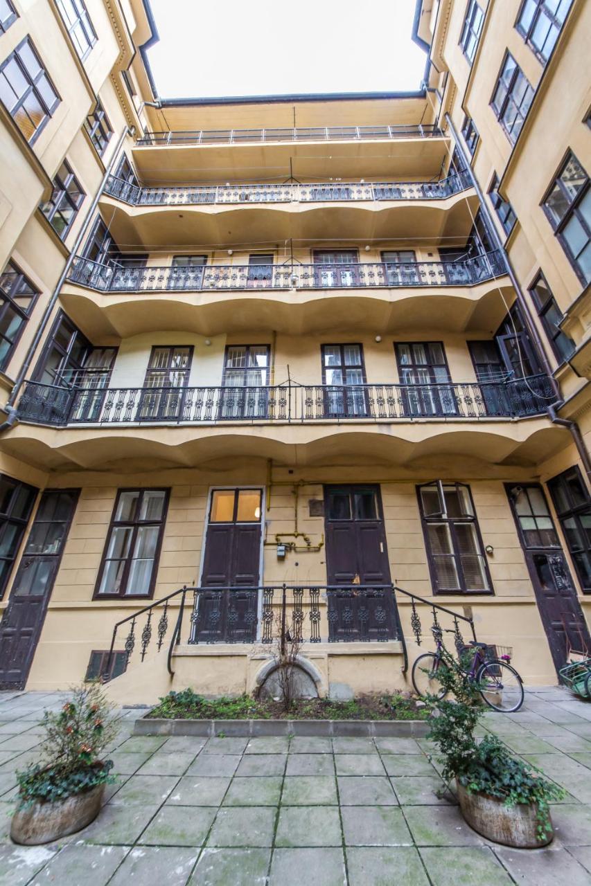 Hradebni Nr. 5 * Prague