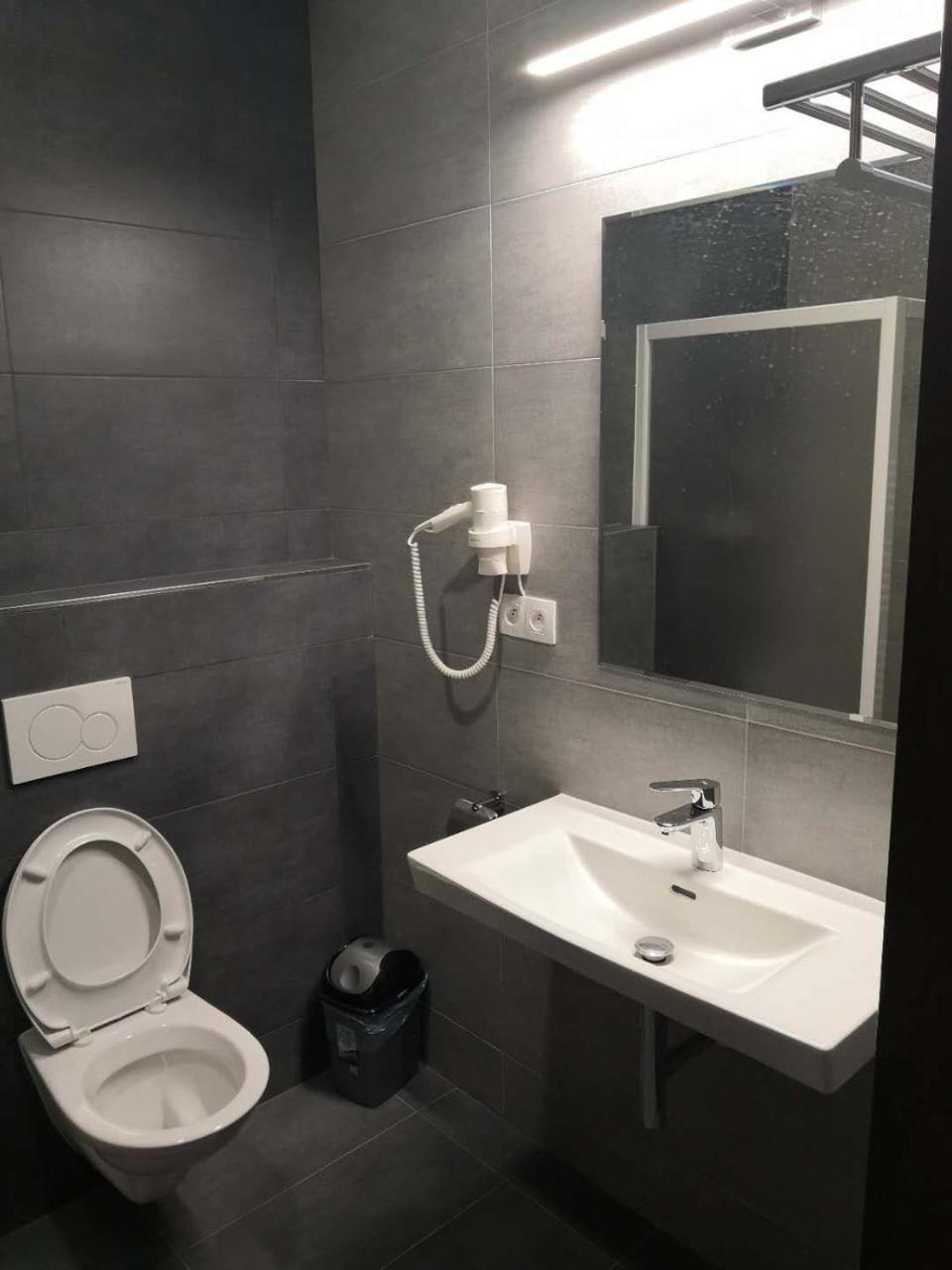 Sun-house Pension&restaurant -parkingfree- Otel