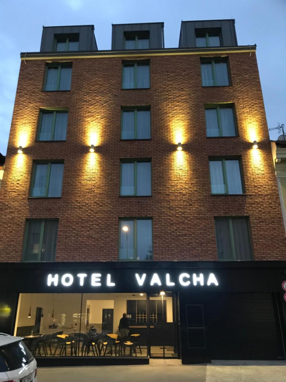 Valcha Hotel