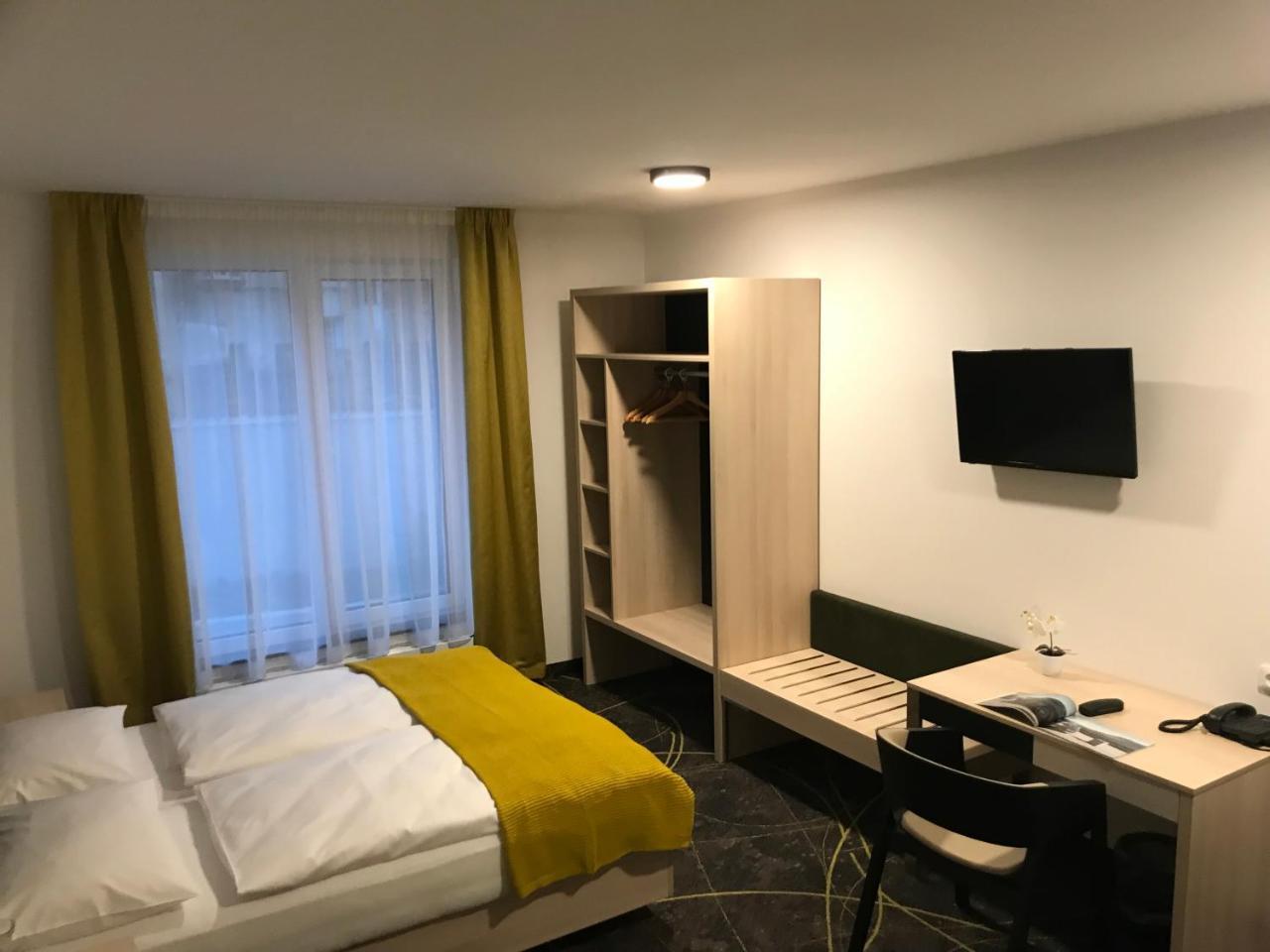 Hotel Valcha 4*