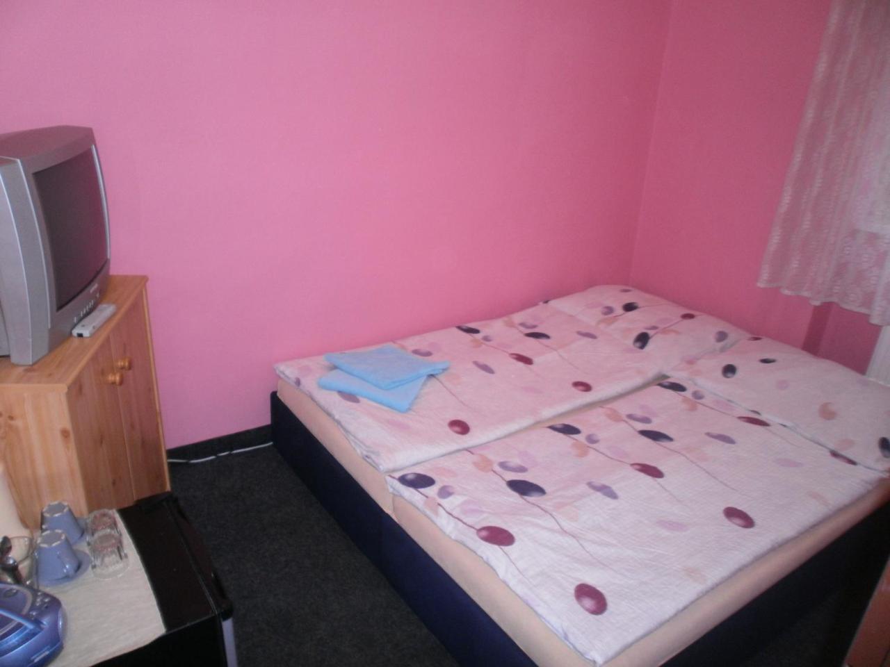 Onefam Arbes Auberge de jeunesse Prague