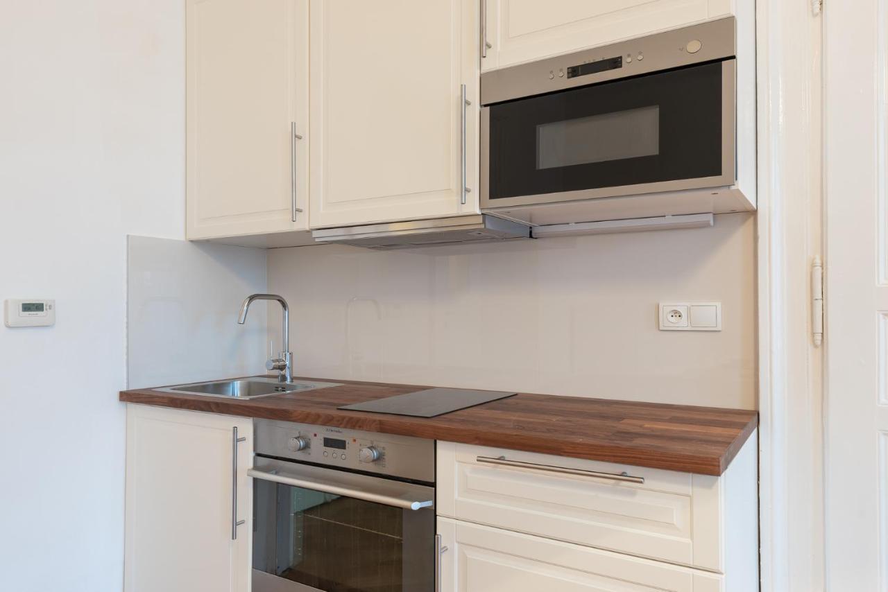Tesnov Grande Apartamento *