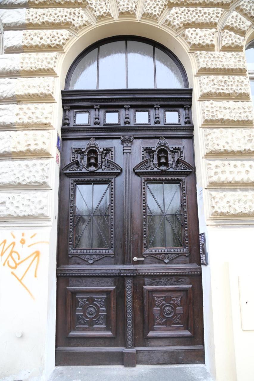 Kahoun Homestay Prague