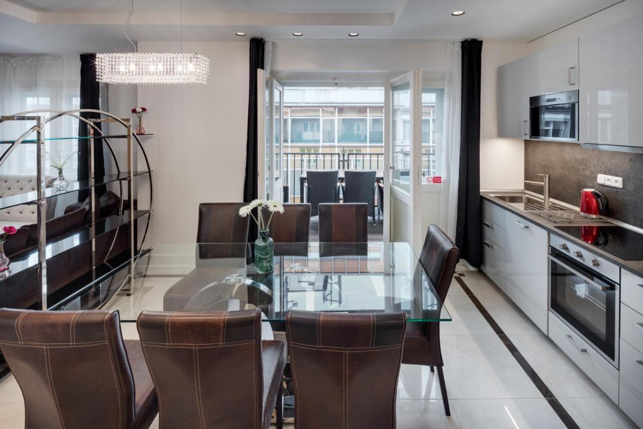 39 Dlouha Old Town Apartment *