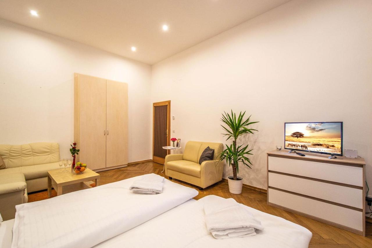 Vojtesska Apartment By Ruterra Apartment *