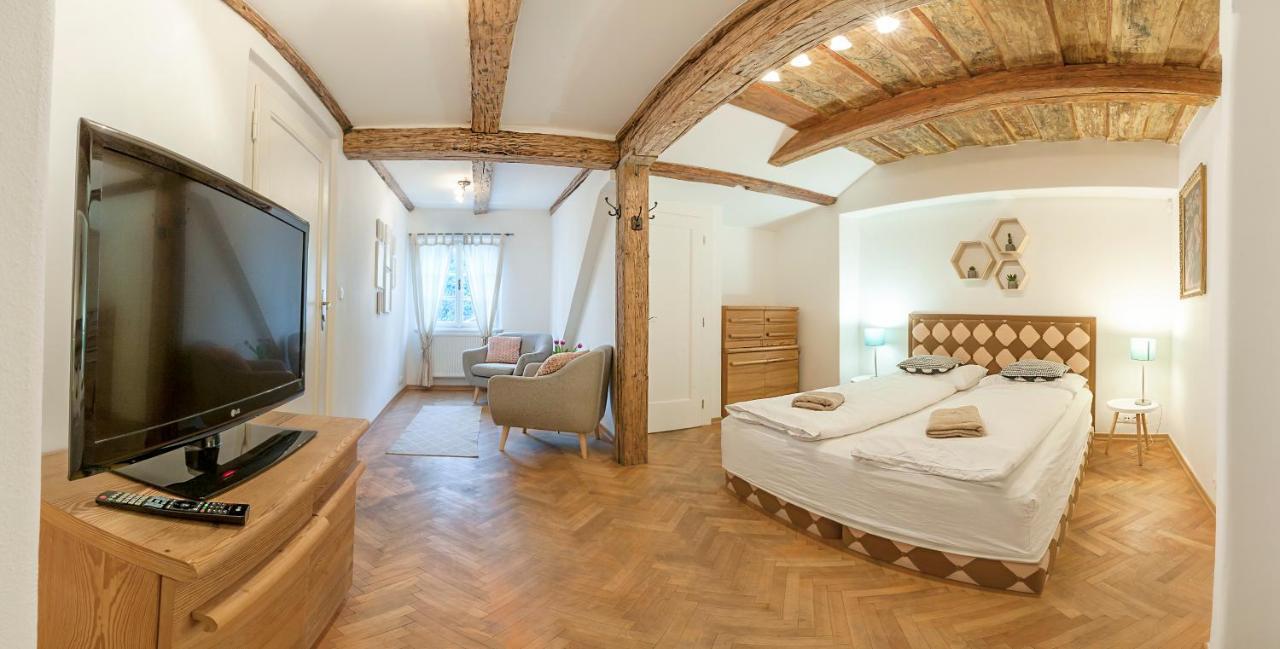 Apartment Golden Sheep Apartments Near Charles Bridge Prague
