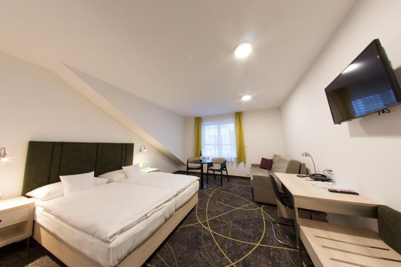 Valcha 4*