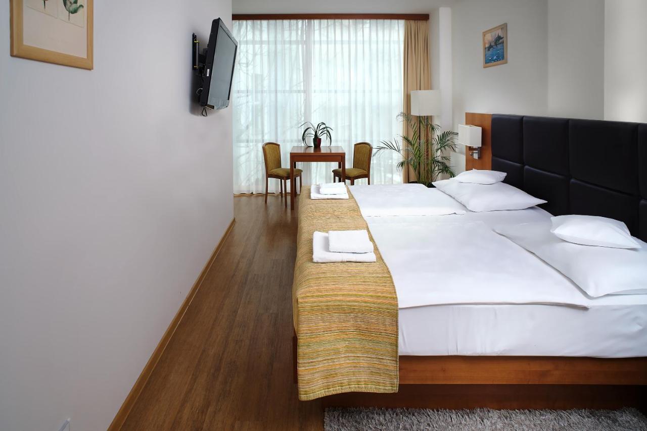 Otel Ankora 3*