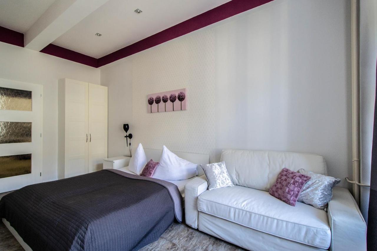 Design By Ruterra Apartment