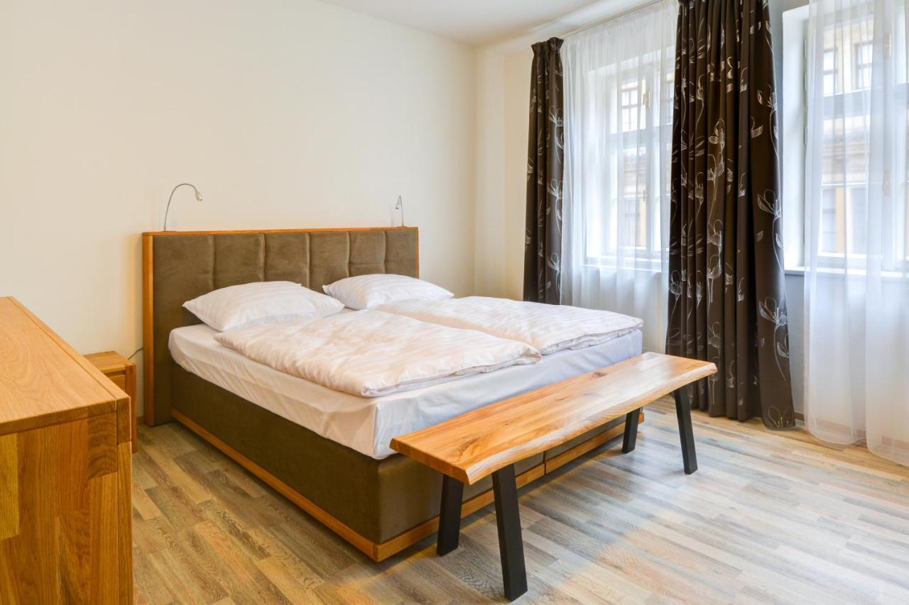 Aparthotel Karlova - Mostecka 10 St Depandance *