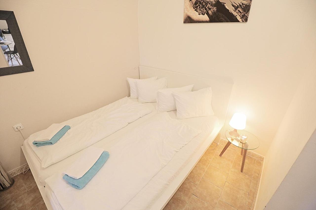 Apartment Loretanska By Rentego