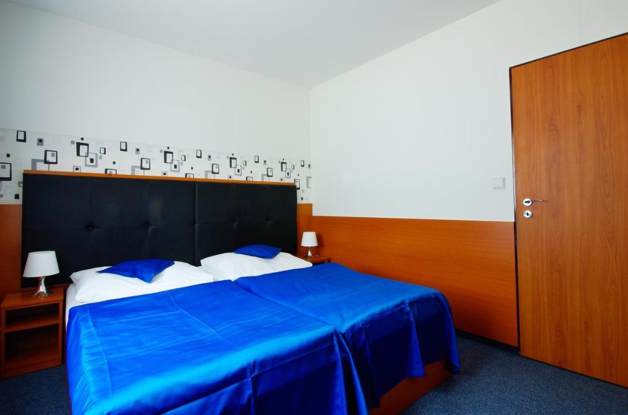Adeba Hotel