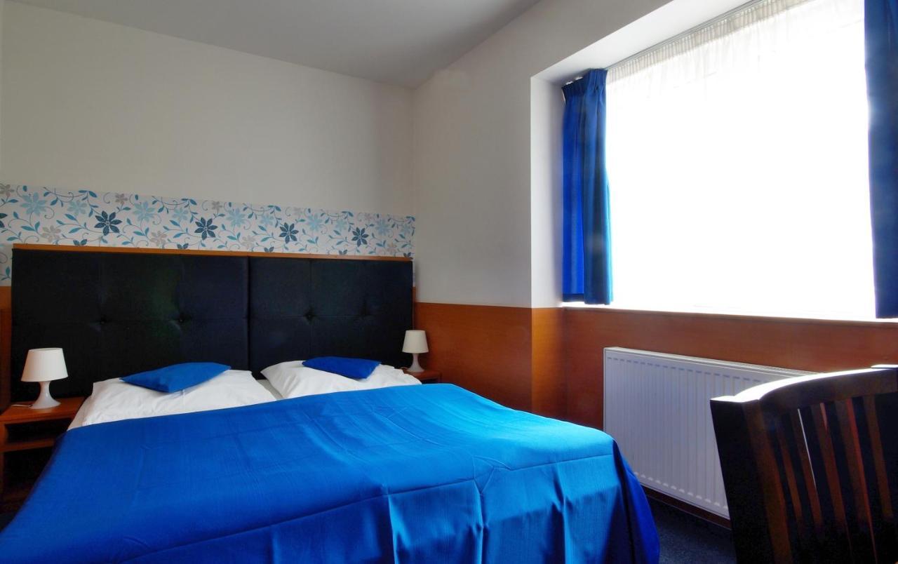 Adeba 3* Prague