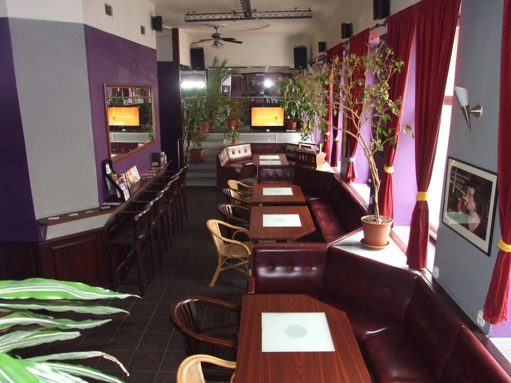 Hotel Club