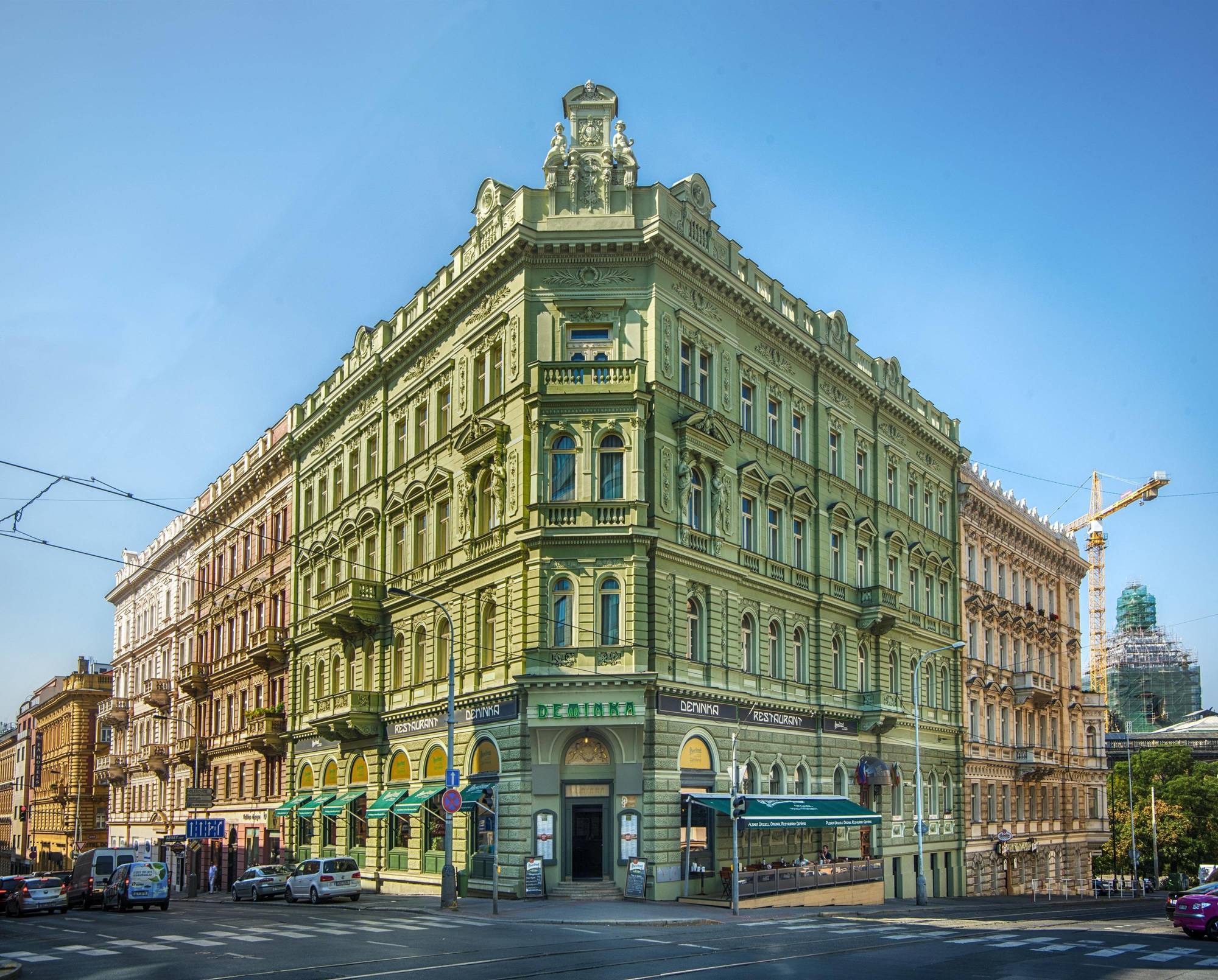 Deminka Palace 4*