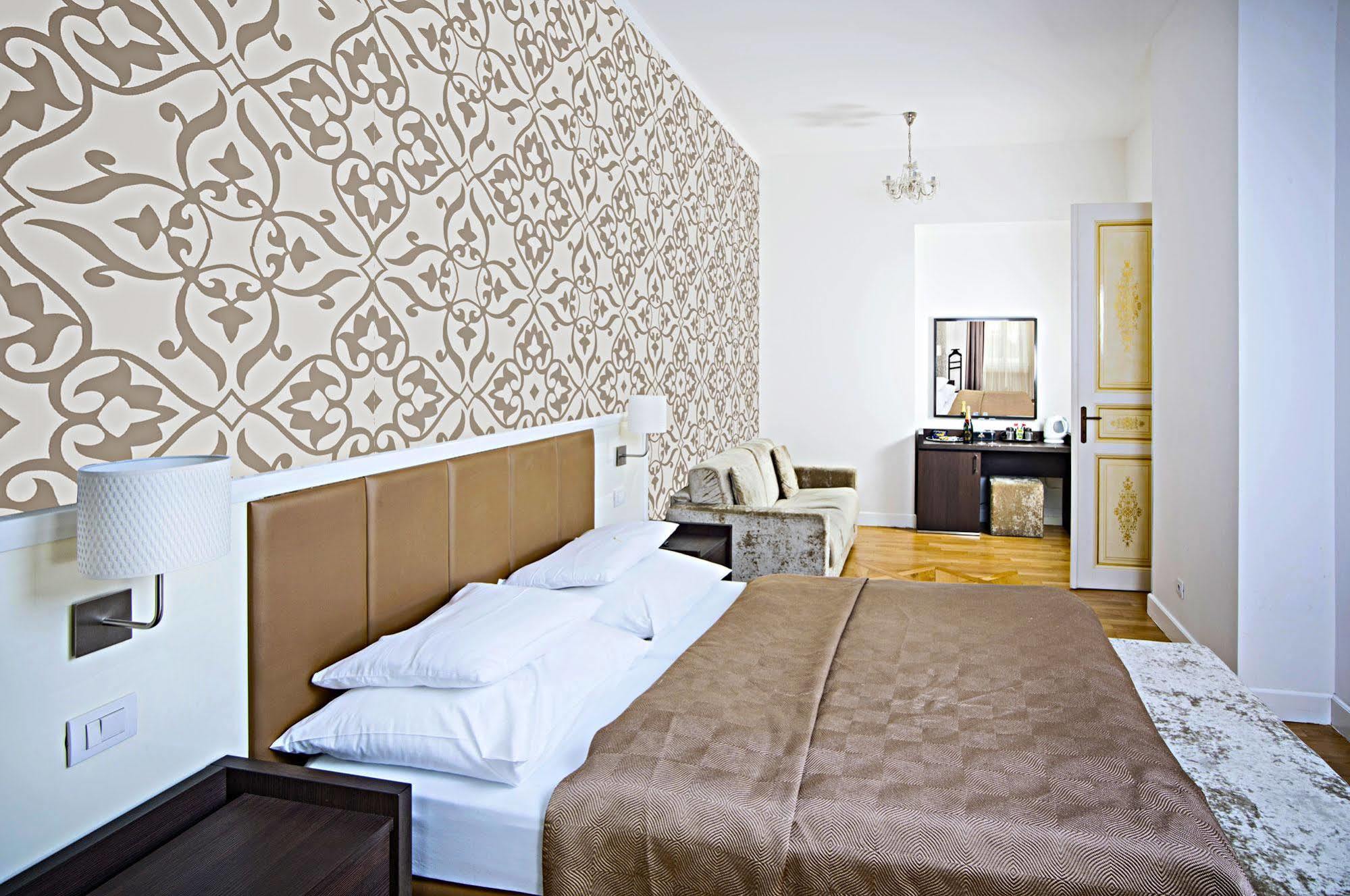 Deminka Palace Otel Prag