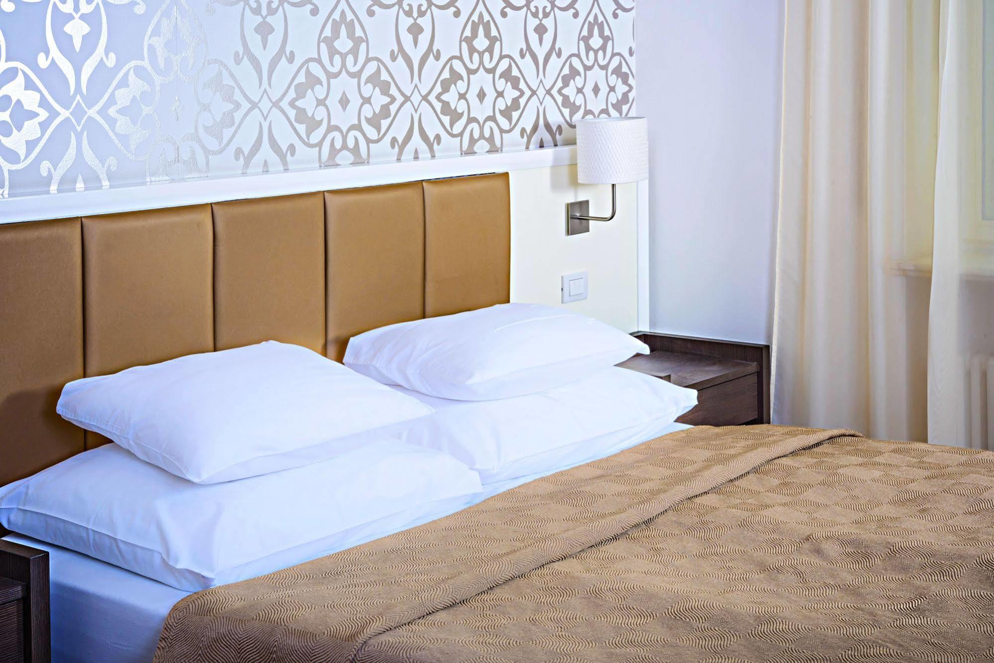 Deminka Palace Otel