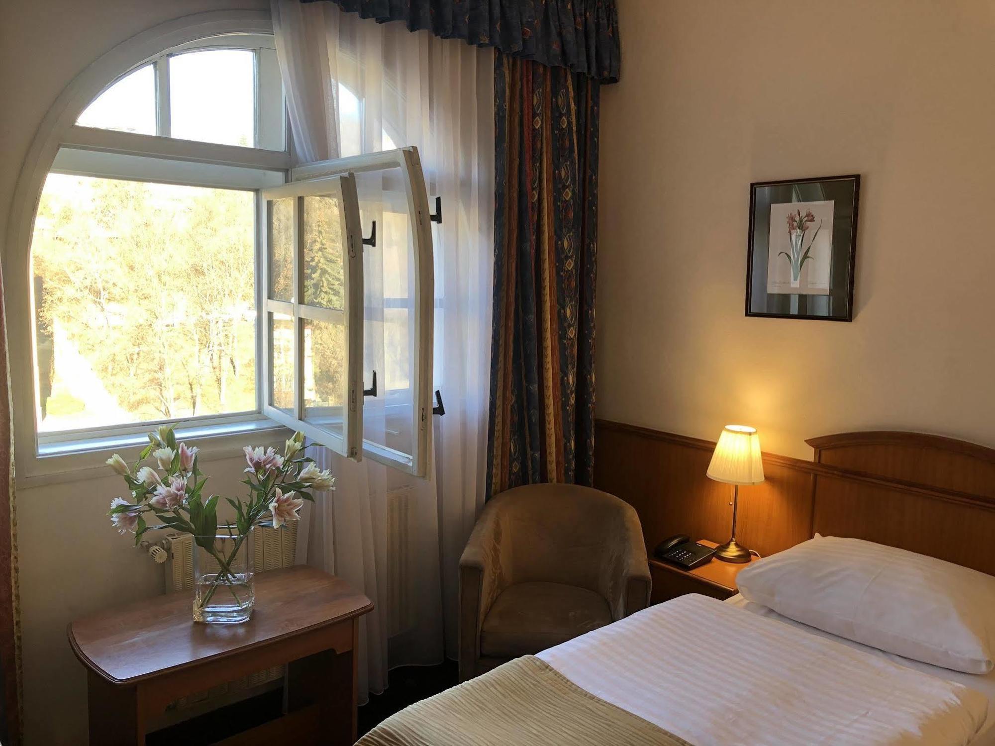 Hotel Kavalir 3*