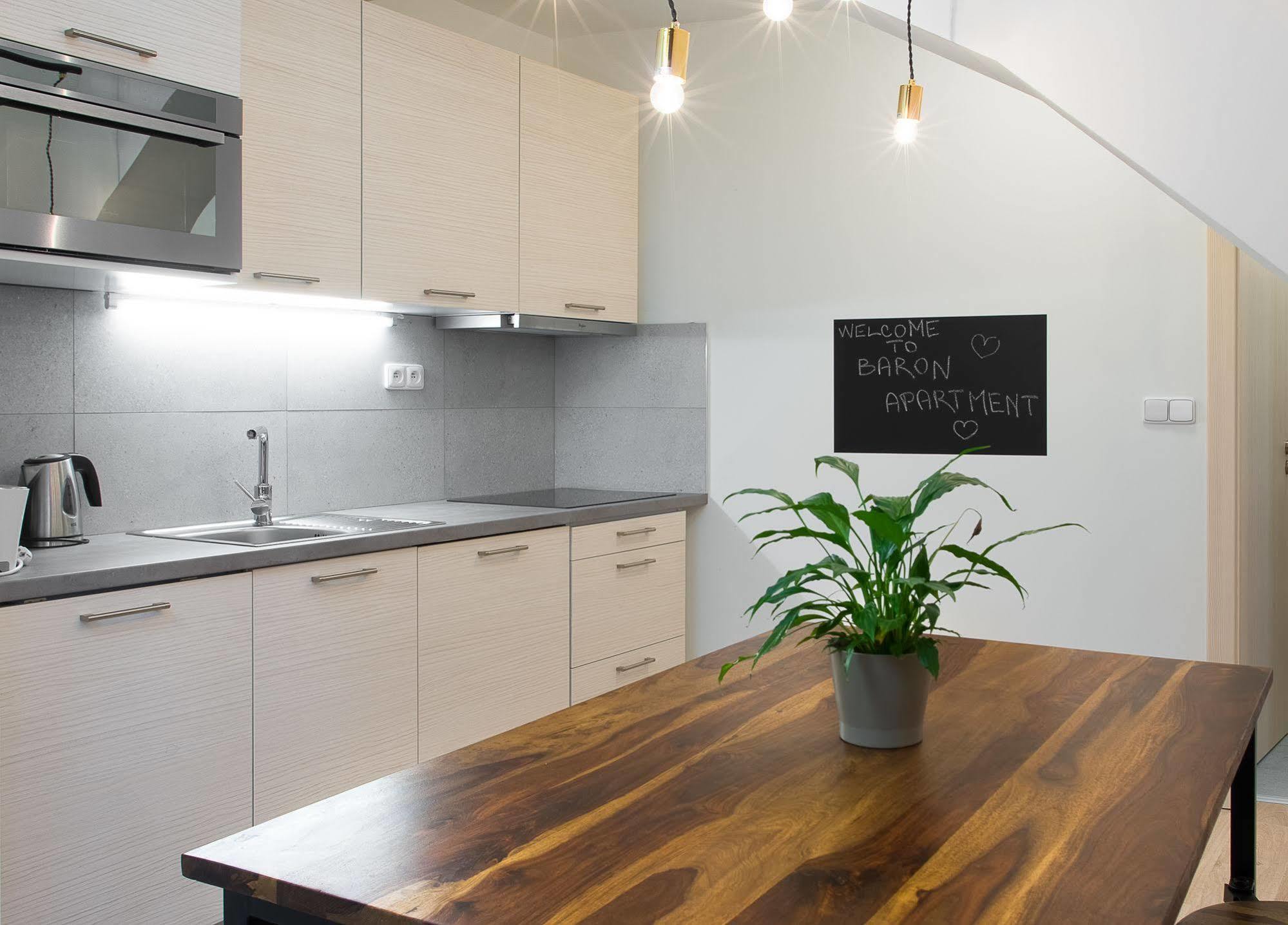 Appartement 7 Tales By Adrez
