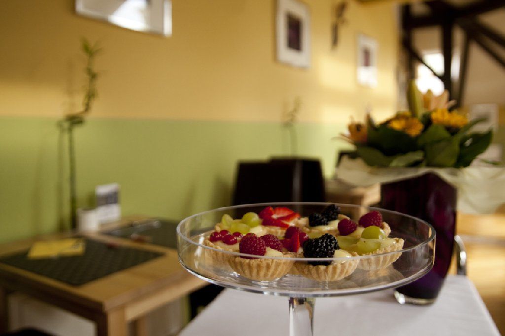 Deminka Palace Hotel 4*