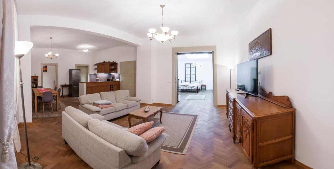 Apartment Golden Sheep Apartments Near Charles Bridge Prague