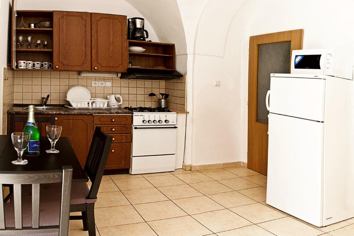 U Taisia Aparthotel *