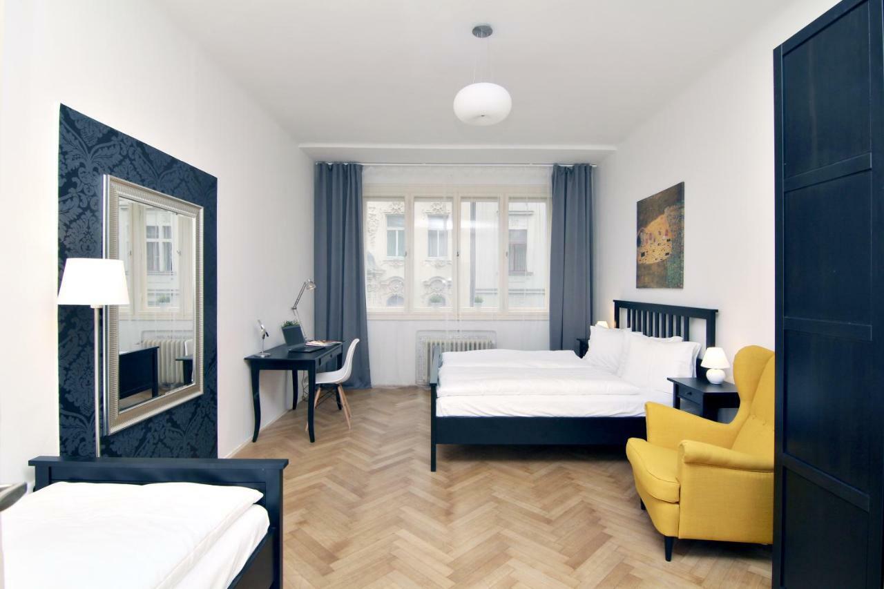 Apartment With 2 Bathrooms Prague