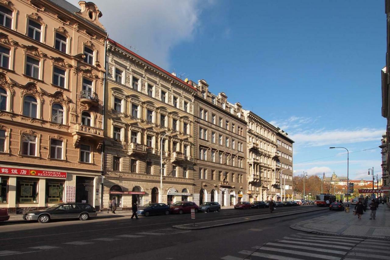 Apartments In Mala Strana - 10 Minutes From Charles Bridge Prague