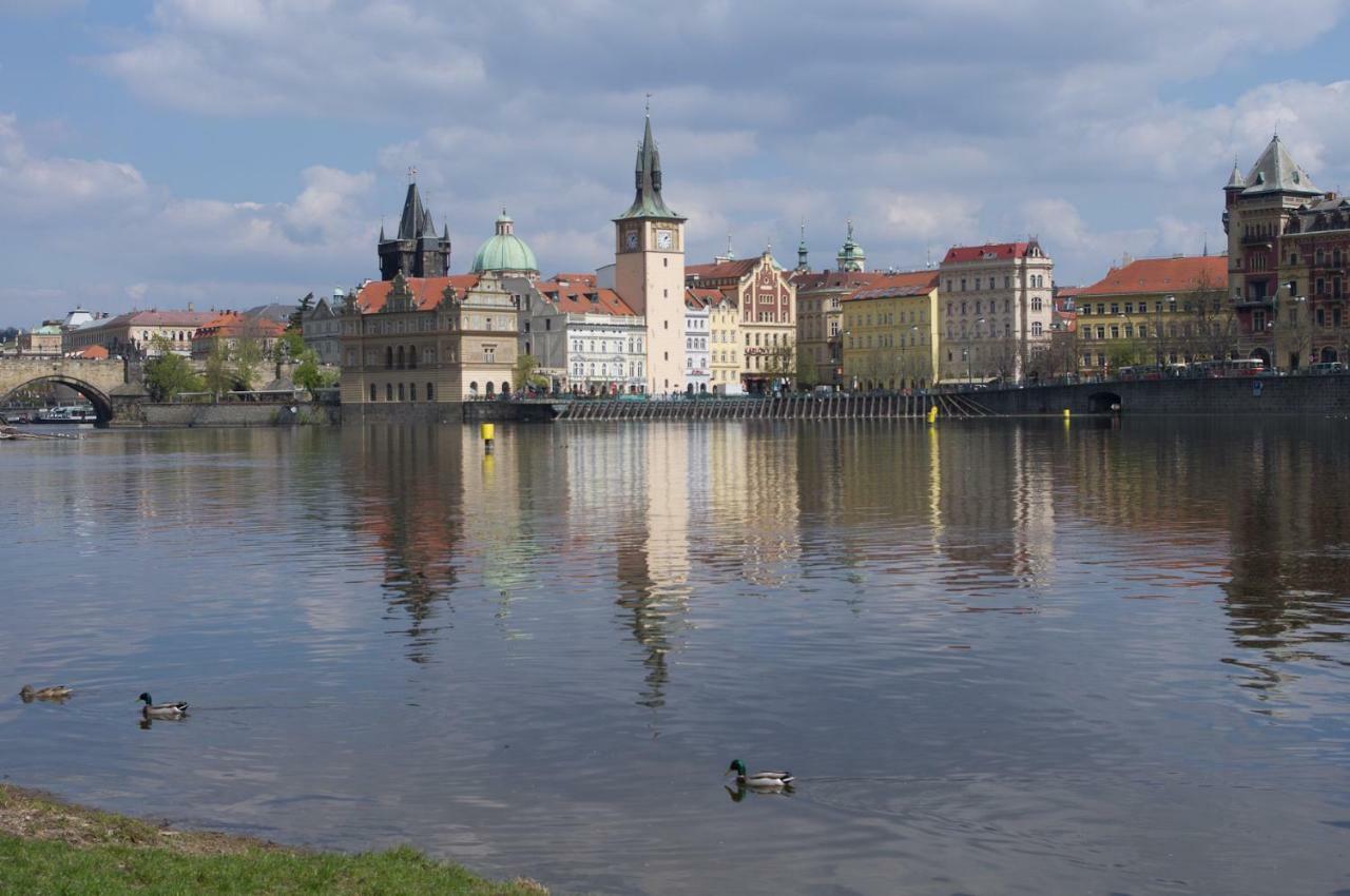 Apartments In Mala Strana - 10 Minutes From Charles Bridge *