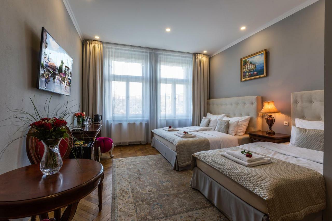 Apart Otel Slabur 4*