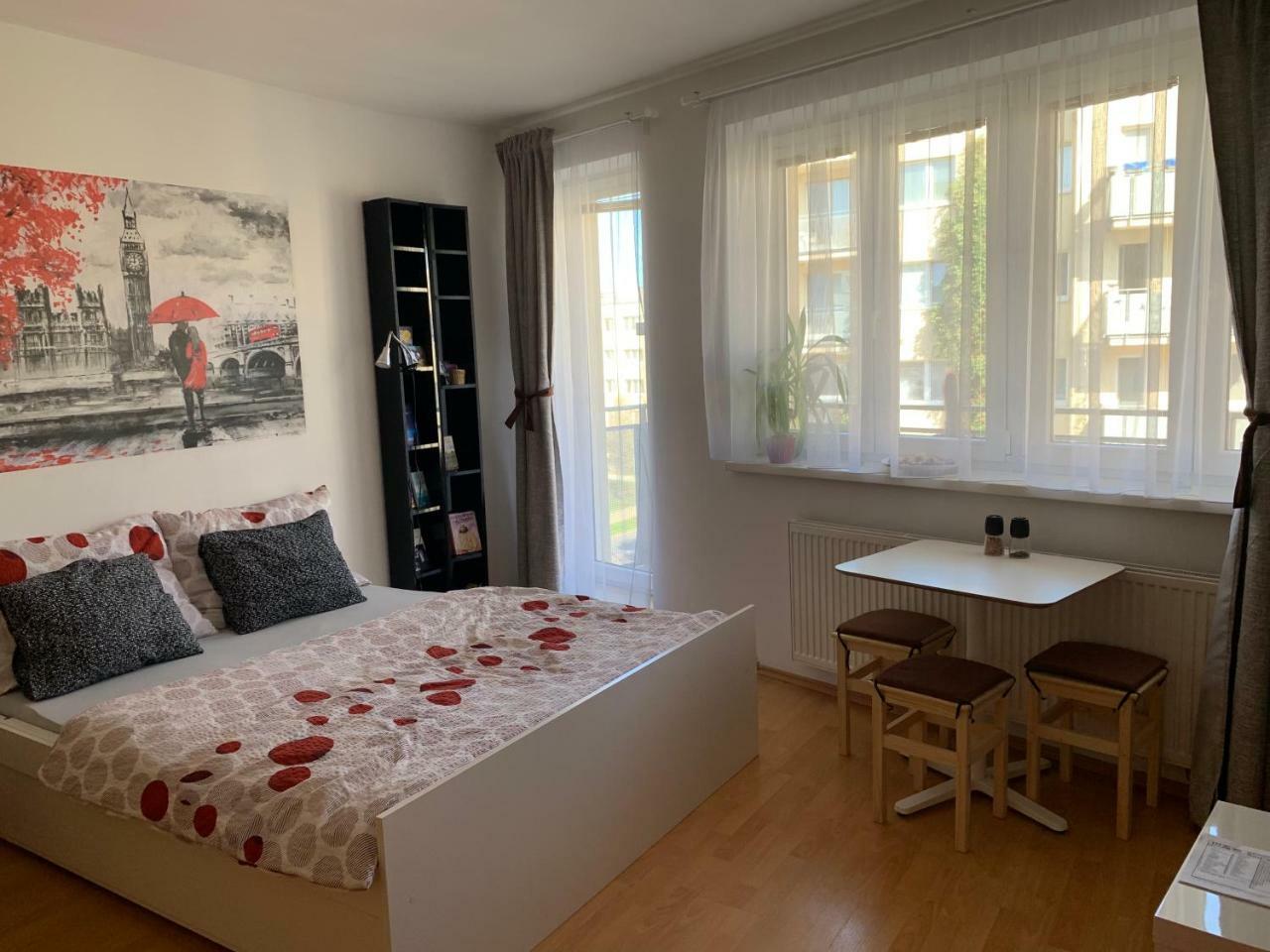 Apartment New Studio With Private Parking *