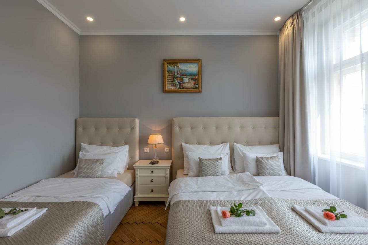 Apart Otel Slabur 4*