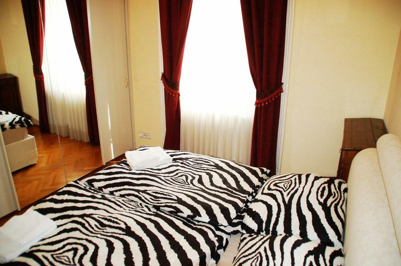 Melantrichova Apartment *