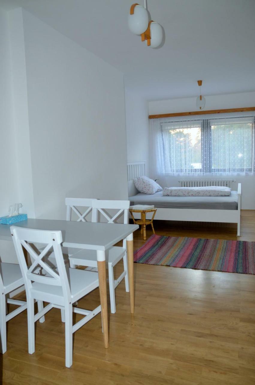Ubytovani V Klanovicich - Forest Garden Tatil Evi Prag