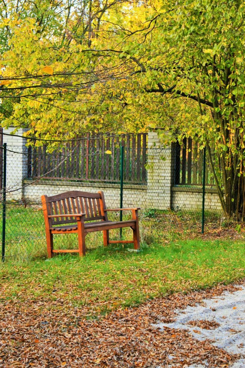 Tatil Evi Ubytovani V Klanovicich - Forest Garden Prag