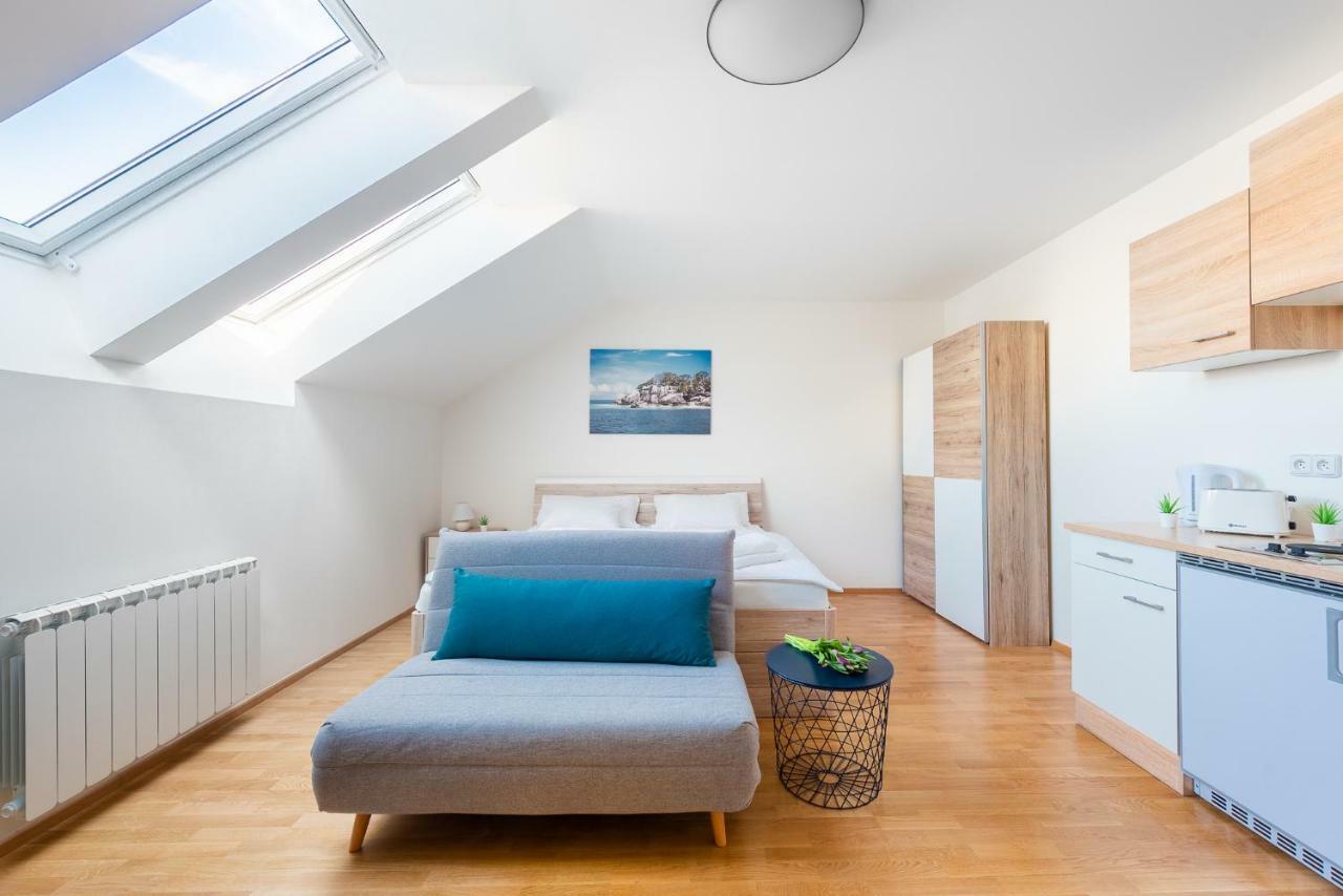 Ferdinand Apartment