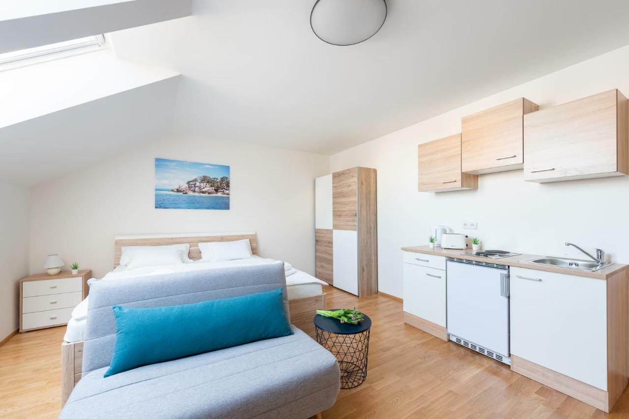 Ferdinand Apartment