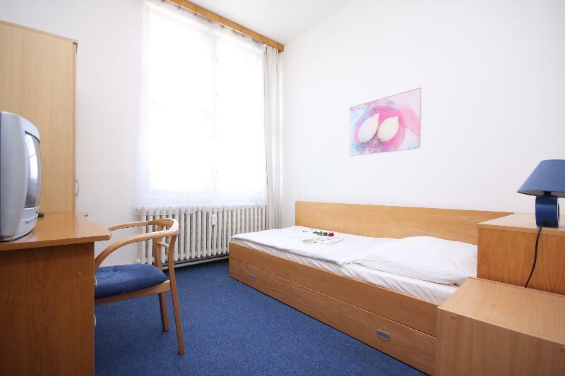 Claris 3* Prague