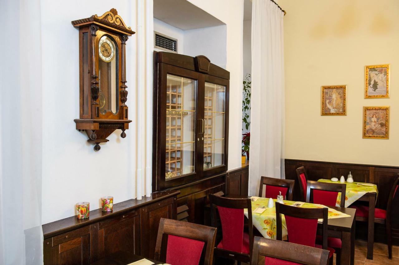 Otel Petr 3*
