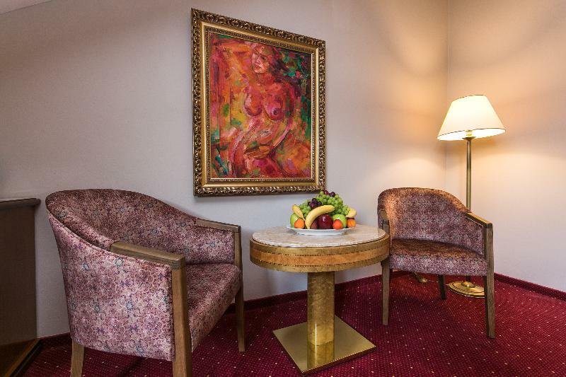 Caruso Old Town Otel 4*