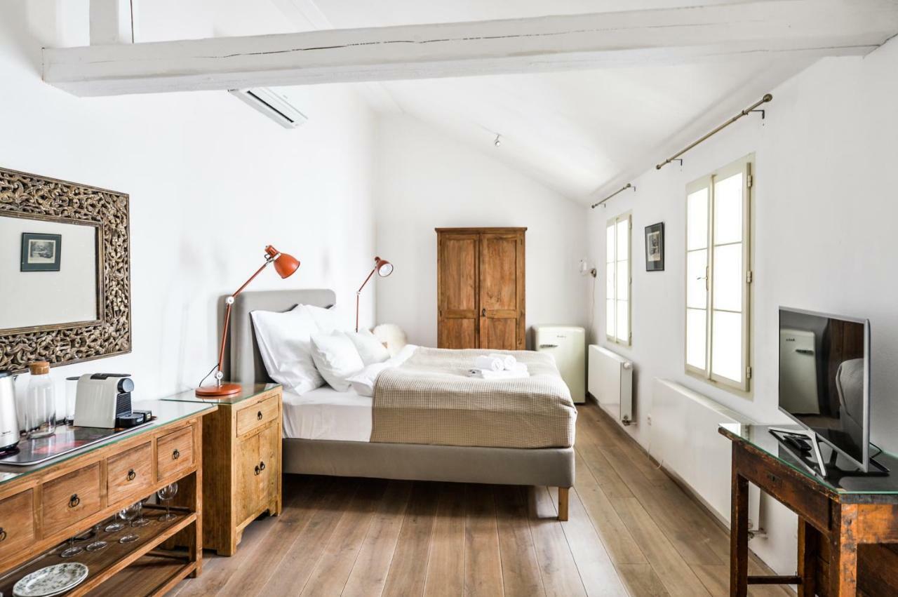 Cozy Quiet At Charles Bridge Apartment Prague