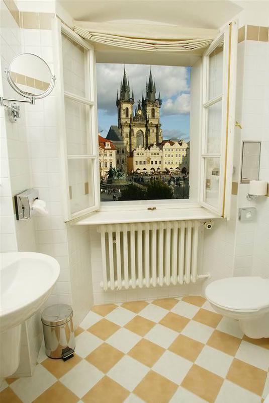 Cerna Liska 4*